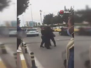 Hasan Şaş, Adana’da Havalimanı Çıkışında Tartışma Yaşadı