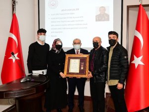 Trabzon’da Devlet Övünç Madalyası Ve Beratı Tevcih Töreni Düzenlendi