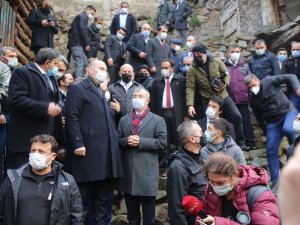 24 Yılda 3 Kez Yanan Köyde Yeni Yangınlar Yaşanmaması İçin Artık Evler Ve Samanlıklar Birbirinden Ayrı Yerlerde Yapılacak