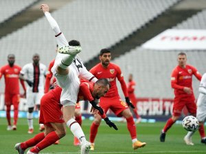 Süper Lig: Fatih Karagümrük: 3 - Hes Kablo Kayserispor: 0 (Maç Sonucu)