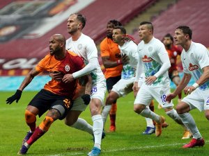 Christian Luyindama Ve Marcao Cezalı Duruma Düştü