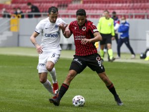 Süper Lig: Gençlerbirliği: 0 – Kasımpaşa: 0 (İlk Yarı)