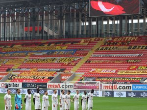 Sivasspor’da Futbolculara 4 Gün İzin Verildi