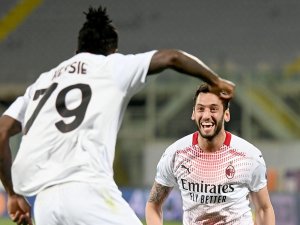 Milan’da Galibiyet Golü Hakan Çalhanoğlu’ndan
