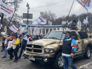 Ukrayna’daki Yeni Karantina Uygulaması 20 Bin Kişi Tarafından Protesto Edildi