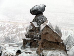 Kapadokya Bahar Ayında Beyaza Büründü