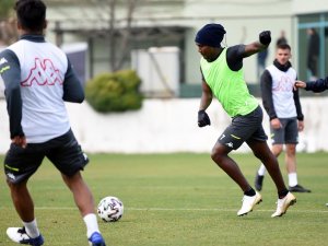 Denizlispor, Fenerbahçe Maçının Hazırlıklarına Başladı