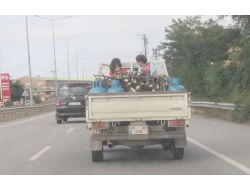 Kamyon Kasasında Tehlikeli Yolculuk