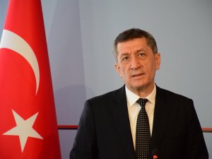 Bakan Selçuk: “Arnavutça’nın Da Türkiye’de Seçmeli Ders Olarak Okutulması Da Bizim Takibimizdedir”