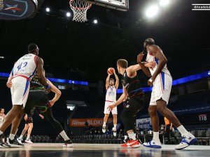 Ing Basketbol Süper Ligi: Anadolu Efes: 87 - Aliağa Petkim Spor: 80