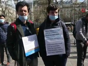 Paris’te Maske Ve Aşı Karşıtı Protesto