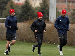 Maglica Ve Uğur Demirok Ayrı Çalıştı