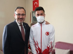 Bakan Kasapoğlu: “Başarılarımızı Tokyo 2020 Olimpiyat Ve Paralimpik Oyunları’nda Taçlandıracağız”