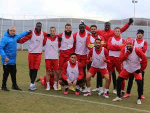 Sivasspor, Trabzon Maçına Moralli Hazırlanıyor
