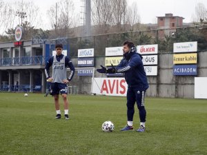 Erdinç Sözer: "Kalan Haftalarda Fenerbahçe’ye Her Şeyimi Vermek İstiyorum"