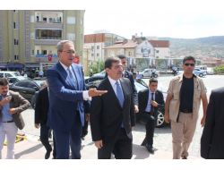 Çevre Ve Şehircilik Bakanı Güllüce, Nevşehir Belediyesi’ni Ziyaret Etti