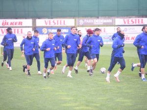Trabzonspor, Sivasspor Maçı Hazırlıklarını 5 Eksikle Sürdürdü