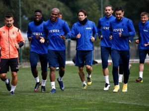 Trabzonspor, Sivasspor Maçı Hazırlıklarını Tamamlayarak Sivas’a Gitti