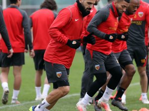 Kayserispor’da Göztepe Maçı Kamp Kadrosu Belli Oldu