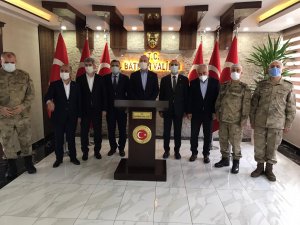 "Bunlar Zavallıdırlar, Hukuk Tanımazlar, Milleti Bilmezler Ve Kelimenin Tam Anlamıyla Edepsizdirler"