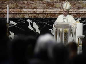 Papa: “Pandemide Yaşanan Yoksulluğa Rağmen Silahlara Para Yatırmak Skandaldır”