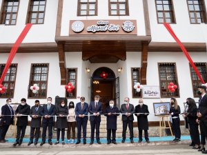 Bakan Selçuk, Masal Konağı’nın Açılışını Yaptı