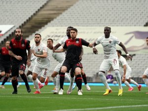 Süper Lig: Fatih Karagümrük: 0 - Hatayspor: 0 (Maç Devam Ediyor)