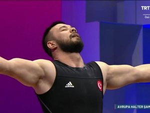 Daniyar Ismailov, Avrupa Halter Şampiyonası’nda Altın Madalyayı Rekorla Kazandı