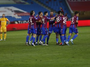 Trabzonspor Zirve Yolunda Kayıp!