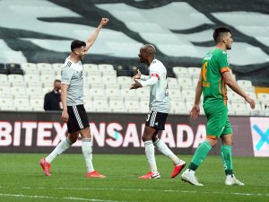 Ghezzal Golü Attı, Takım Hasic’i Unutmadı