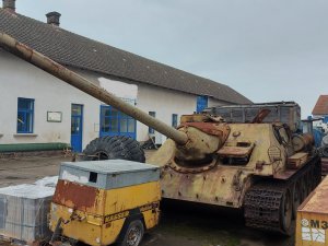 Çekya’da Polise Top Ve Tank Teslim Edildi