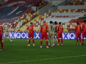 Süper Lig: Yeni Malatyaspor: 1 - Fenerbahçe: 1 (İlk Yarı)