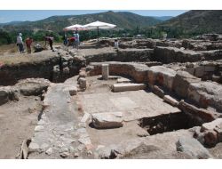 Antik Kentte Kilise Kazısı