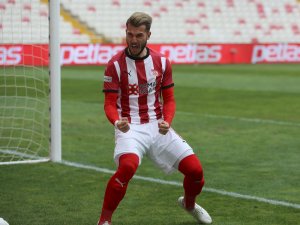 Robin Yalçın, Sivasspor’da Siftah Yaptı