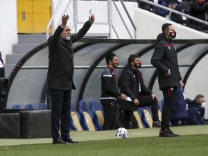 Hikmet Karaman: "Gururlu, Güçlü Olmak İçin Ben, Biz Yok, Hepimiz Var"