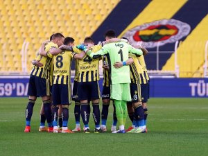 Fenerbahçe’de 11’de 3 Değişiklik