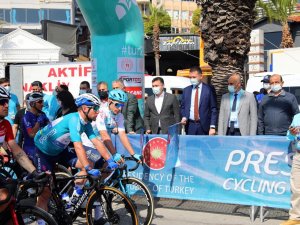 Cumhurbaşkanlığı Türkiye Bisiklet Turu Alanya-kemer Etabının Startı Verildi