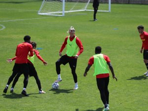 Göztepe, Galatasaray Maçı Hazırlıklarını Sürdürüyor