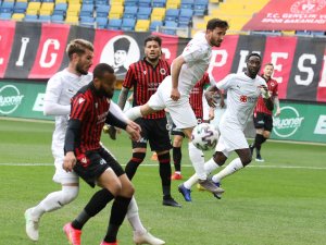 Sivasspor’dan Üst Üste 3. Galibiyet