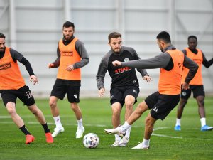Konyaspor, Çaykur Rizespor Maçı Hazırlıklarına Başladı