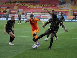 Süper Lig: Göztepe: 1 - Galatasaray: 0 (Maç Devam Ediyor)