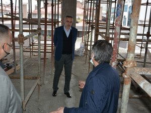 Bulancak’ta Yeni Hizmet Binası Yapılırken, Eskisi Yıkılıyor