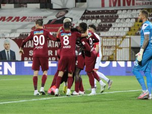 Süper Lig: A. Hatayspor: 3 - Antalyaspor: 2 (Maç Sonucu)