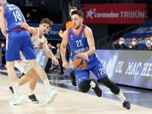 Anadolu Efes - Real Madrid Maçında İkinci Perde
