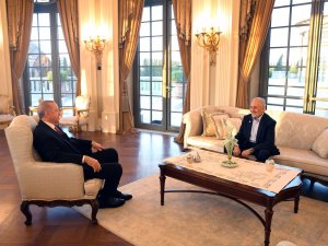 Cumhurbaşkanı Erdoğan, Oğuzhan Asiltürk İle İftar Yaptı