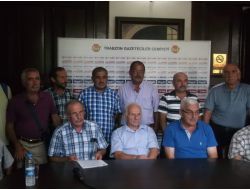 Fındık Üreticileri Sattıkları Fındık Paralarını Alamadıklarından Şikayetçi