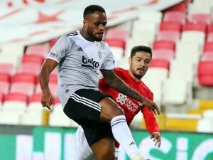 Beşiktaş’ta Larin, Kayserispor Maçında Yok