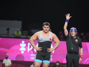 Rıza Kayaalp Finalde