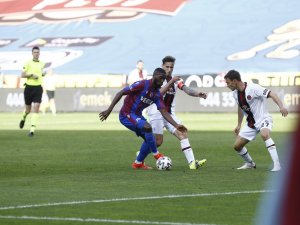Süper Lig: Trabzonspor: 1 - Fatih Karagümrük: 0 (İlk Yarı)