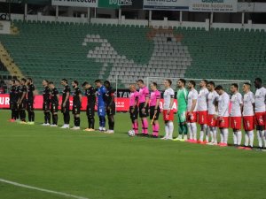 Süper Lig: Yukatel Denizlispor: 0 - Sivasspor: 0 (Maç Devam Ediyor)